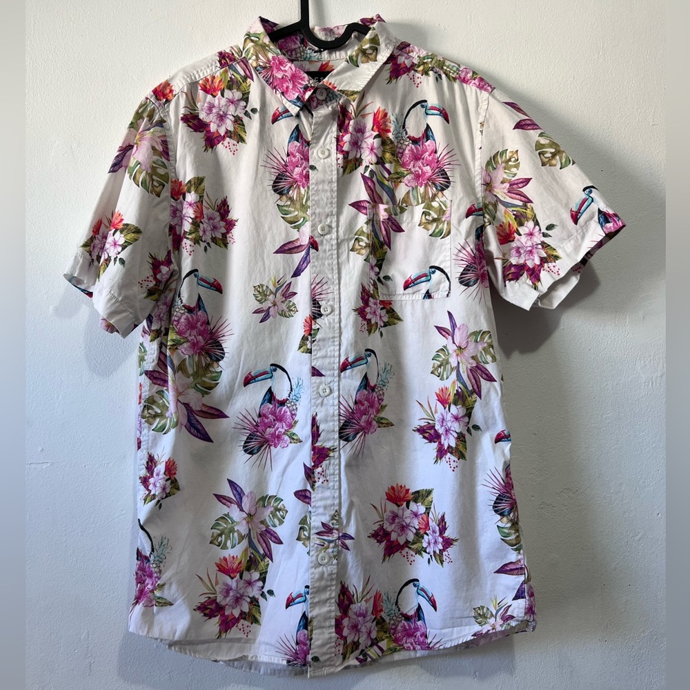 Pacsun Vacation Button Up Shirt